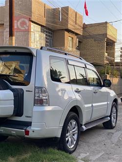 ميتسوبيشي باجيرو